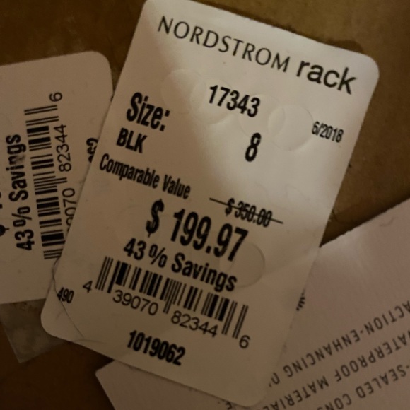 UGG Waterproof Aya Size 8 - Picture 3 of 10